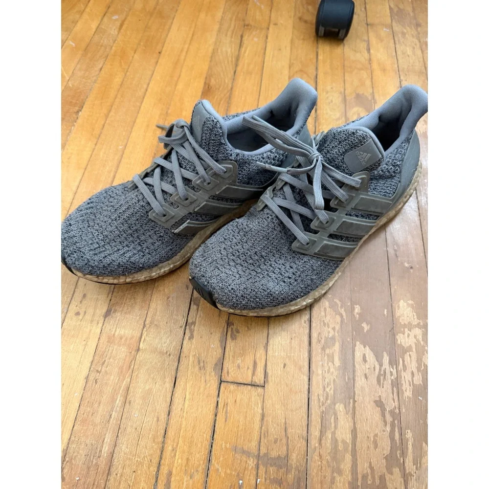 Adidas UltraBoost 4.0 Grey Carbon Mens Running Shoes F36156 Size 8.5